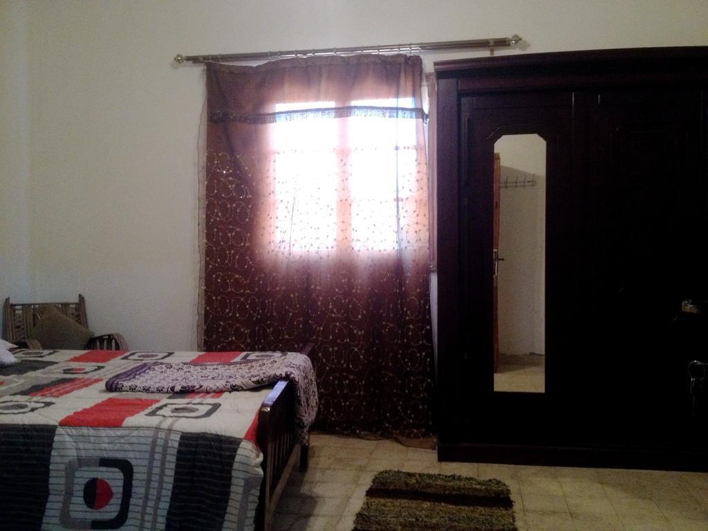 Pyramids Loft Homestay Kafrat al Jabal Bilik gambar